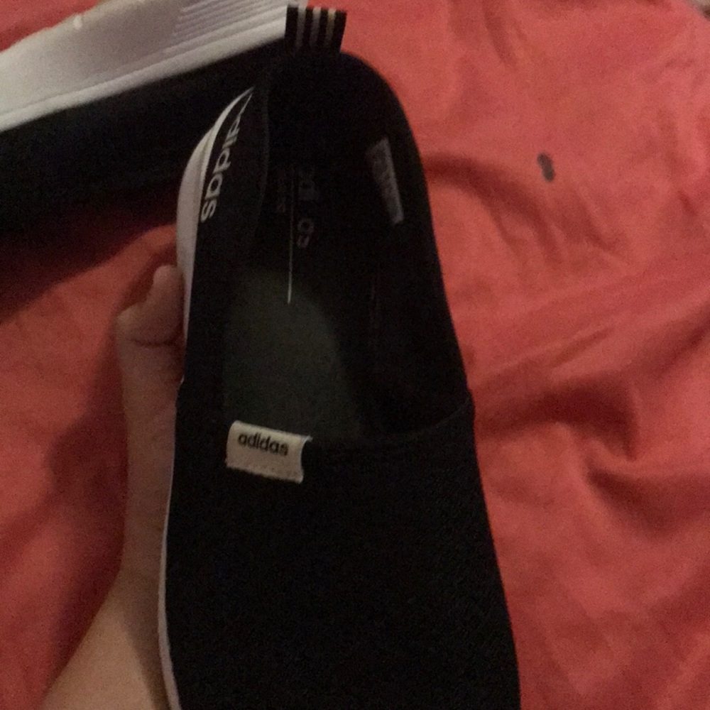 Slip ons - Picture 2 of 3
